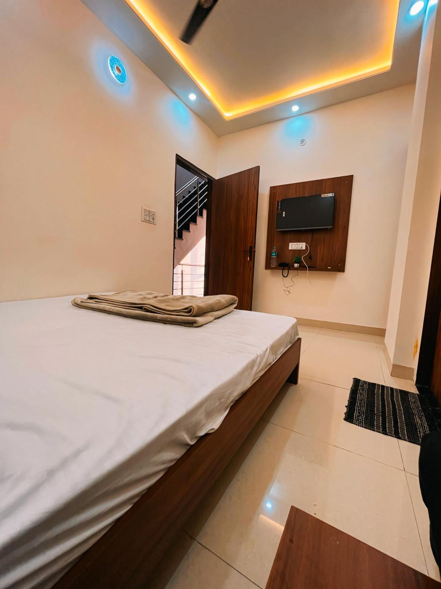 Hotel Pooja Jaipur Dış mekan fotoğraf